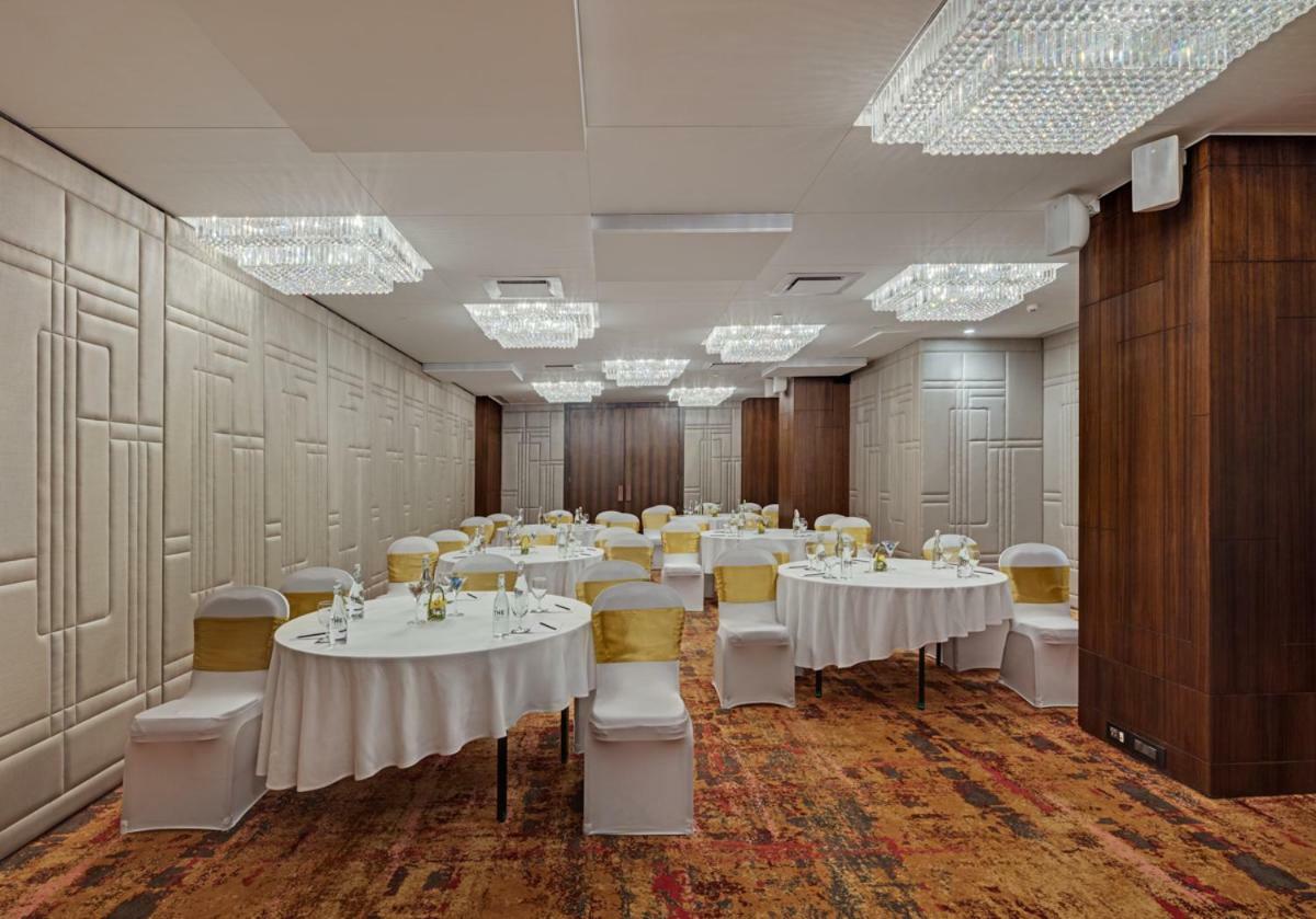 The Park Mumbai Juhu Hotel Exterior foto